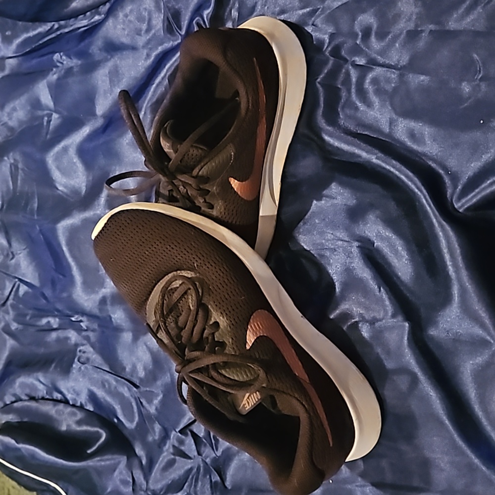 Nike sneakers size 8.5